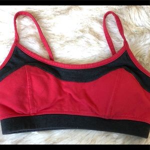 Forever21 Red Sports Bra Size Small